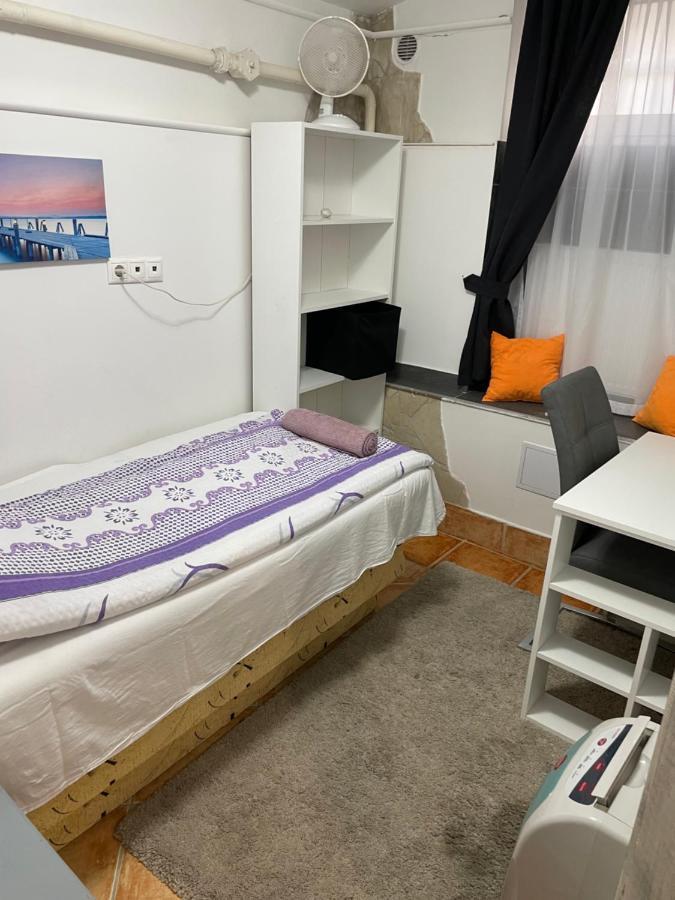 Centrum Wellness Hostel *